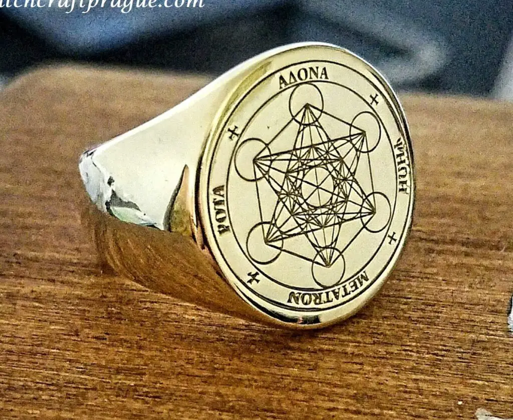 descubre el misterio del anillo metatron el amuleto sagrado que cambiara tu vida